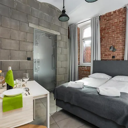 Apartment Strzalowa Underground Level By Renters