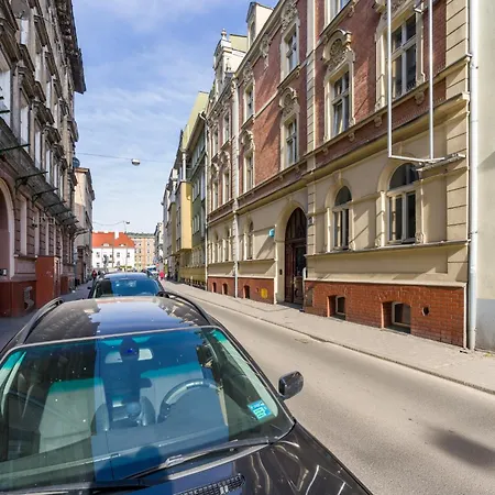 Apartment Strzalowa Underground Level By Renters *