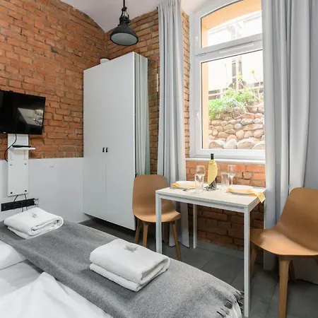 Strzalowa Underground Level By Renters Apartment Posen