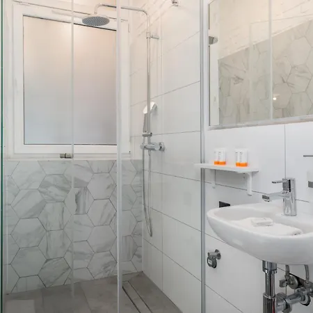 Strzalowa Underground Level By Renters Apartment