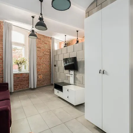 Strzalowa Underground Level By Renters Apartment Poznan