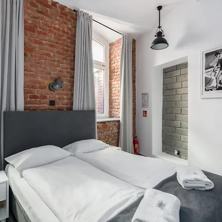 Strzalowa Underground Level By Renters