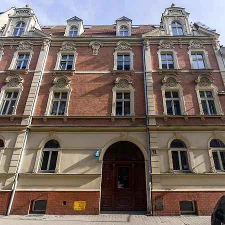 아파트 Strzalowa Underground Level By Renters *