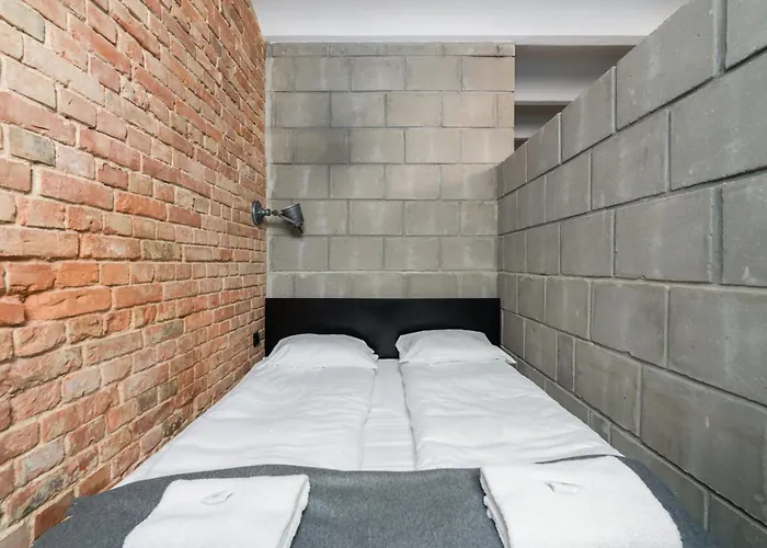 Strzalowa Underground Level By Renters Daire Poznan