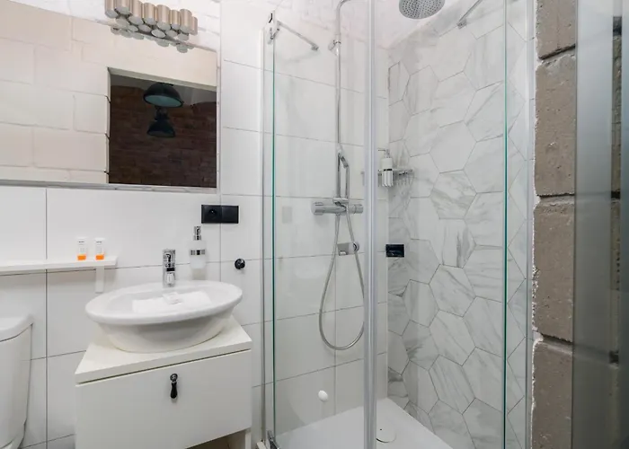 Strzalowa Underground Level By Renters 아파트 포즈난