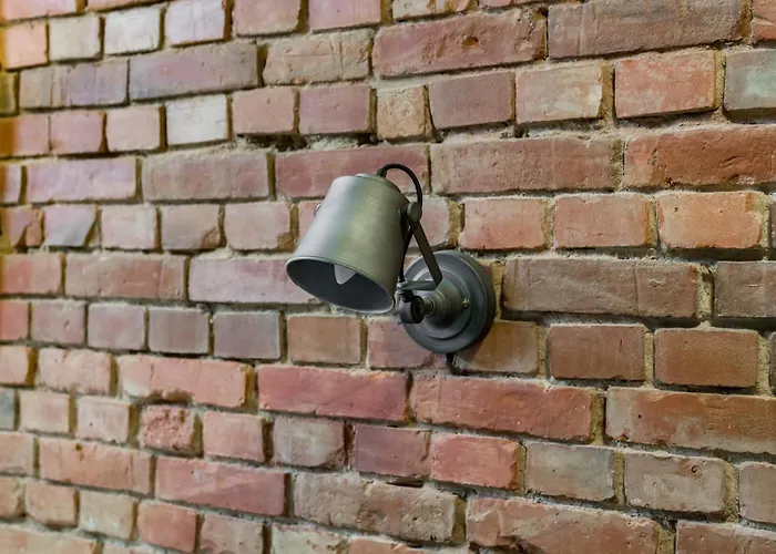 Strzalowa Underground Level By Renters 포즈난