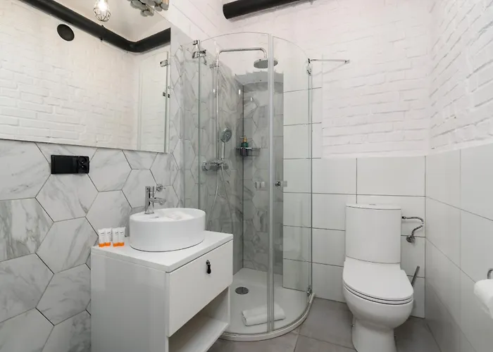 Strzalowa Underground Level By Renters Daire *