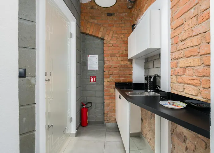 Strzalowa Underground Level By Renters * Poznan