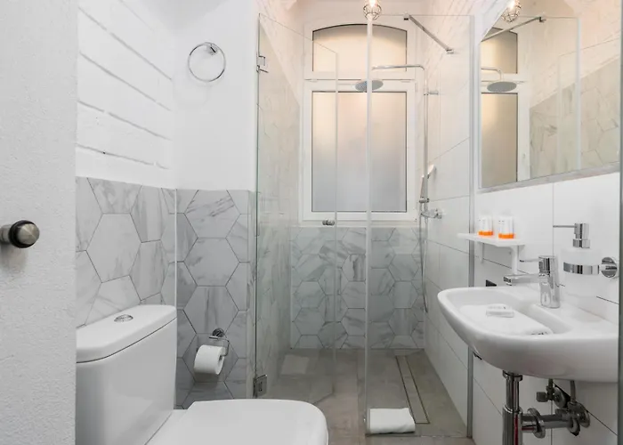 Strzalowa Underground Level By Renters 아파트